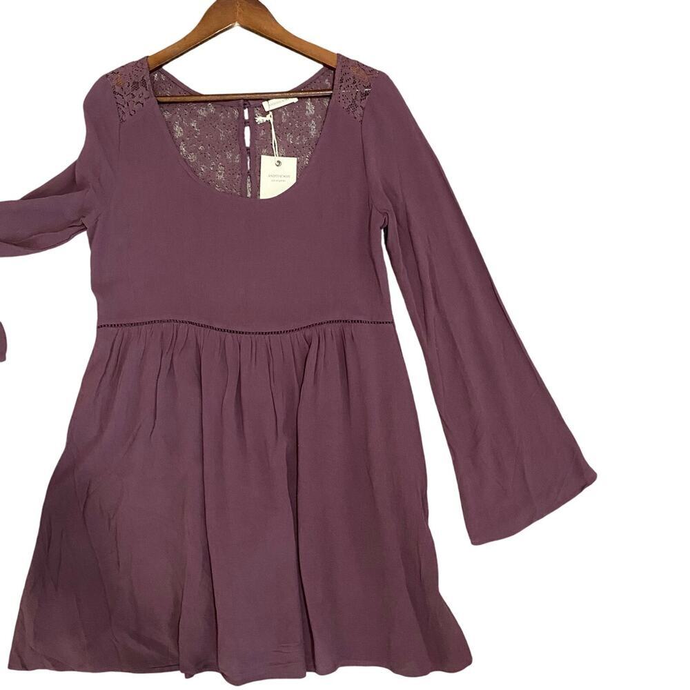 And the Why Los Angeles Dress Womens Size L Mini Long Sleeve Lace back Mauve NWT - Picture 5 of 8